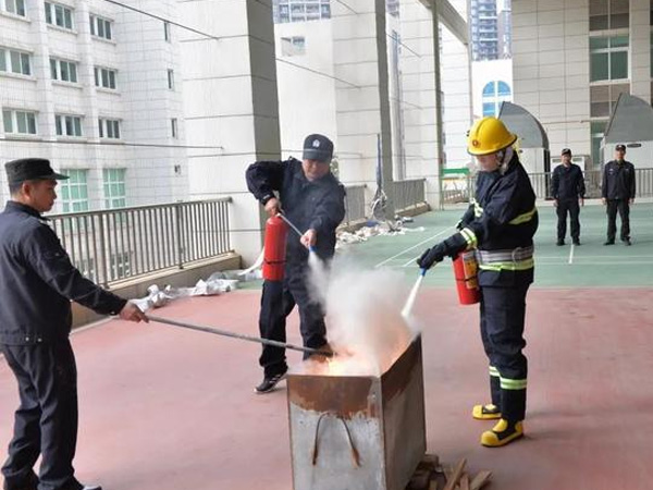 蘇州保安人員必須要掌握火災(zāi)逃生知識